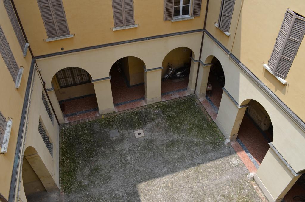 Ferienwohnung Heart Of Parma Zimmer foto